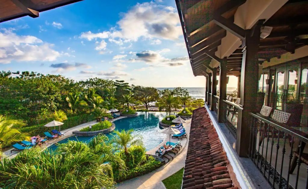 Long term rental Costa Rica with workspace and pool